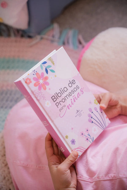 BIBLIA DE PROMESAS PARA NIÑAS (NTV)