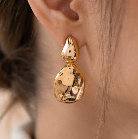 Aretes gota Dorados